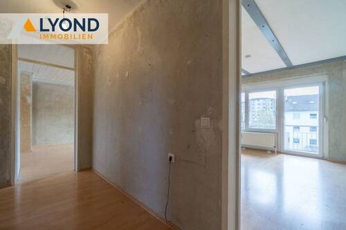 2. Wohnung Flur / Zimmer 1 - 