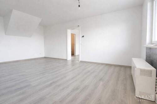 Wohnen/Essen Einliegerwohnung - Einfamilienhaus mit 167,00 m&sup2; in Sulz am Neckar zum Kaufen