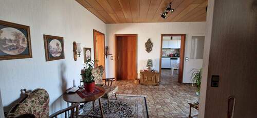 Flur EG - Einfamilienhaus mit 120,00 m&sup2; in Schöningen zum Kaufen