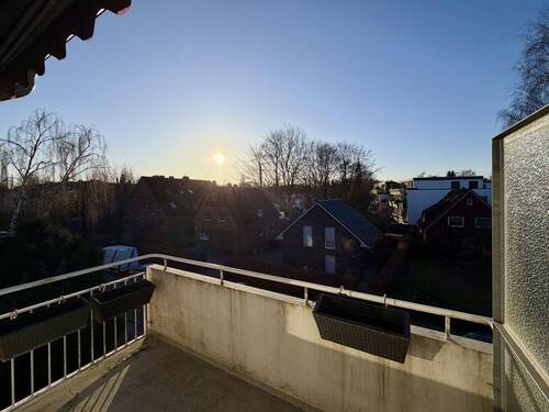 Balkon - Etagenwohnung mit 70,00 m&sup2; in Hamburg zum Kaufen