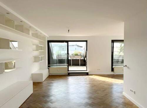 Wohnzimmer Blick zur Dachterrasse 2 - 