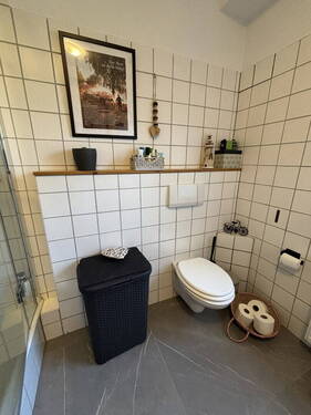 WC - 