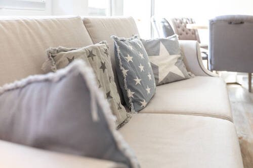 Couch - 