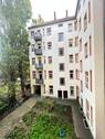 Blick in den Innenhof - 2 Zimmer Etagenwohnung zum Kaufen in Berlin