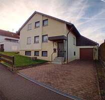 Ruhig und sonnig gelegenes 1-2 Familienhaus mit Modernisierungsbedarf - Steinheim am Albuch