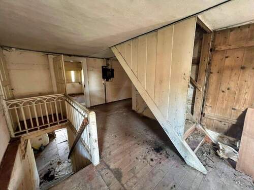 Flur - Einfamilienhaus mit 180,00 m&sup2; in Eibau-Neueibau zum Kaufen