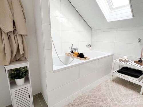 Bad - Etagenwohnung mit 82,00 m&sup2; in Waghäusel zum Kaufen