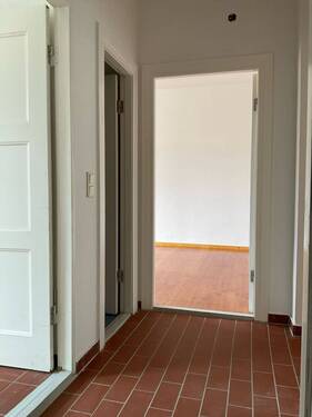 Flur - 3 Zimmer Etagenwohnung in Lutherstadt Wittenberg