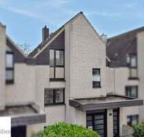 Objekt Nr. Düsseldorf Hellerhof Einfamilienhaus + Einliegerwohnung 2 Garagen