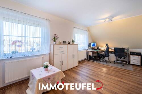 Kinder/Arbeitszimmer - 