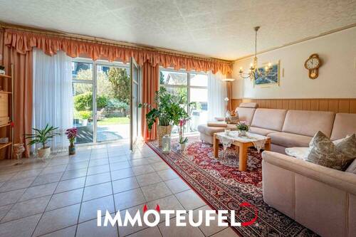 Wohnbereich mit Zugang zur Terrasse - 