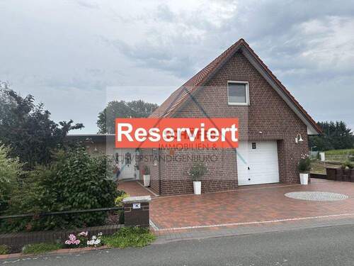 RESERVIERT - Einfamilienhaus in idyllischer Lage mit Blick in die Natur