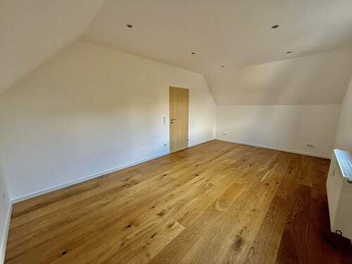 Schlafzimmer Ansicht 1 - 