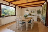 HOMESTAGING Esszimmer (KI generiert) - 