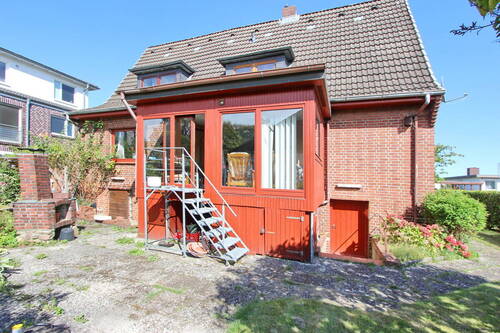 Rückansicht - 4 Zimmer Einfamilienhaus zum Kaufen in Halstenbek