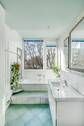 Tageslichtbad mit Wanne - 
