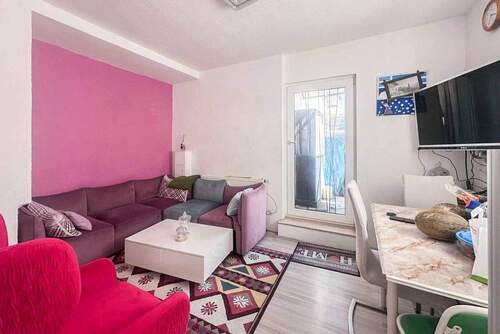 Wohn- und Essbereich - Etagenwohnung mit 58,20 m&sup2; in Köln zum Kaufen