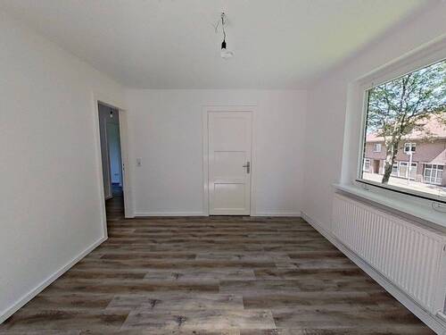 Ansicht II: Wohn- und Esszimmer - 3 Zimmer Etagenwohnung zur Miete in Nordenham