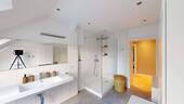 Duschbad mit Fenster - 