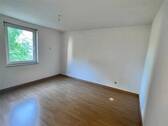 großzügiger Schlafraum - 2 Zimmer Etagenwohnung zur Miete in Schönebeck (Elbe)