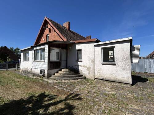 Seitenansicht - 4 Zimmer Doppelhaushälfte zum Kaufen in Pritzwalk