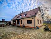 Eingang .jpg - Charmantes Landhaus mit Kamin, Nebengelass und großem Grundstück