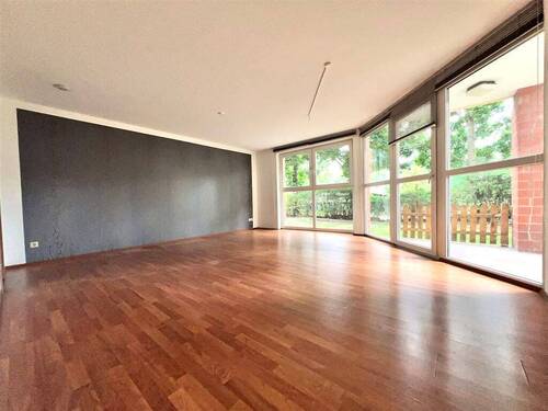 Wohnen - Wohnen an der Elbe - großzügige 2 Raum Wohnung