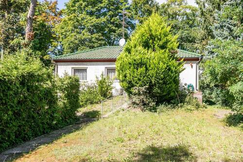 Ansicht von vorne - Eine kleine Rarität in Berlin-Grunewald nahe Hagenplatz