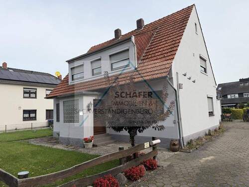 Außenansicht - 7 Zimmer Einfamilienhaus zum Kaufen in Bremen / Mahndorf