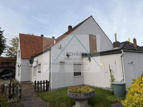 Ansicht von hinten - Einfamilienhaus mit 228,00 m&sup2; in Bremen / Mahndorf zum Kaufen