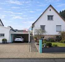 Top!! Gepflegtes Einfamilienhaus mit großem Garten, Kamin & Nebengebäude - Büdingen Eckartshausen