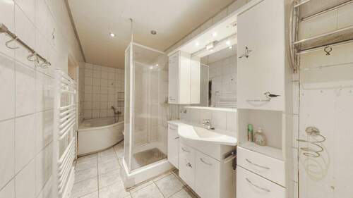 Badezimmer WHG 2 - 