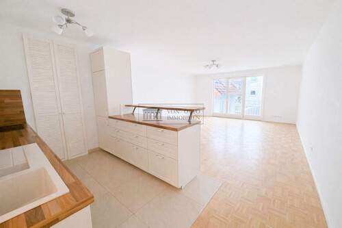 offene Küche - 2 Zimmer Etagenwohnung in Altona