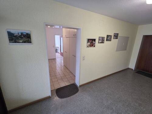 Foyer mit Wohnungszugang - 