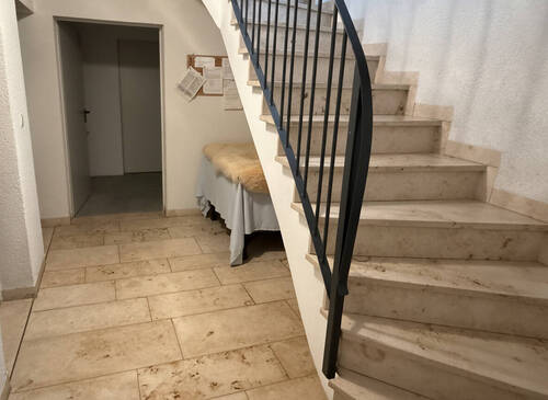 Treppenhaus ins UG und Flur im UG, IMG_5664 New - 