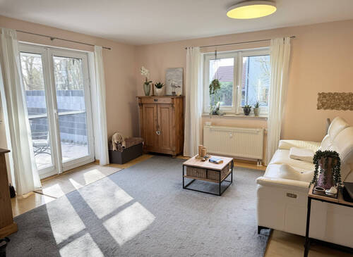 Helles Wohnzimmer mit Terrassenausgang, IMG_5520 New - 3 Zimmer Terrassenwohnung in Kürnach