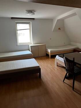 Schlafzimmer DG - 