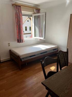 Schlafzimmer EG - 