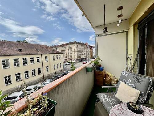 Sonnenbalkon - Langfristig vermietet: 2-Zi.-Wohnung mit Balkon + TG in Nürnberg-Schoppershof