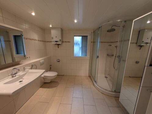 Tageslicht Duschbad / WC - 