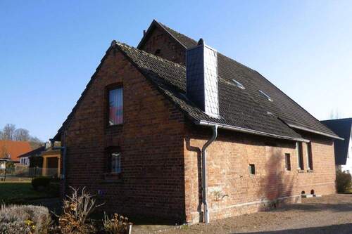 3214 Aussenbilder (16) - 6 Zimmer Einfamilienhaus in Bückeburg