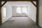 Wohnzimmer - 1 Zimmer Einfamilienhaus zum Kaufen in Halle (Saale)