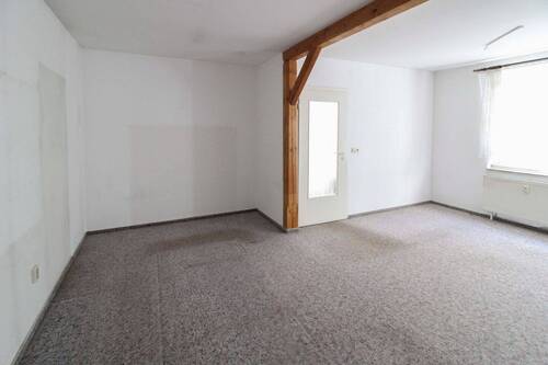 Wohnzimmer - 1 Zimmer Einfamilienhaus in Halle (Saale)