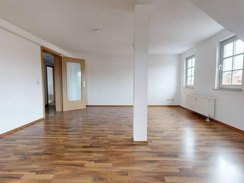 Ansicht III: Wohn- und Esszimmer - 2 Zimmer Etagenwohnung in Burgstädt