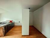 Schlafzimmer mit Ankleide - 