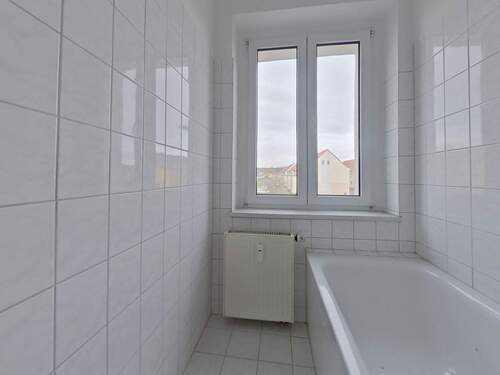 Bad - 3 Zimmer Etagenwohnung zur Miete in Lutherstadt Wittenberg
