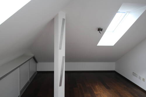 Zimmer-Dachgeschoss - 