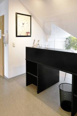 Empfang - Büro mit 111,00 m&sup2; in Kaufungen zum Kaufen