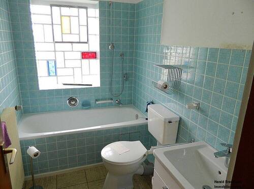 Tageslichtbad im Obergeschoß - 