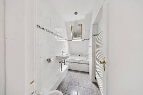 Badezimmer im Obergeschoss - 